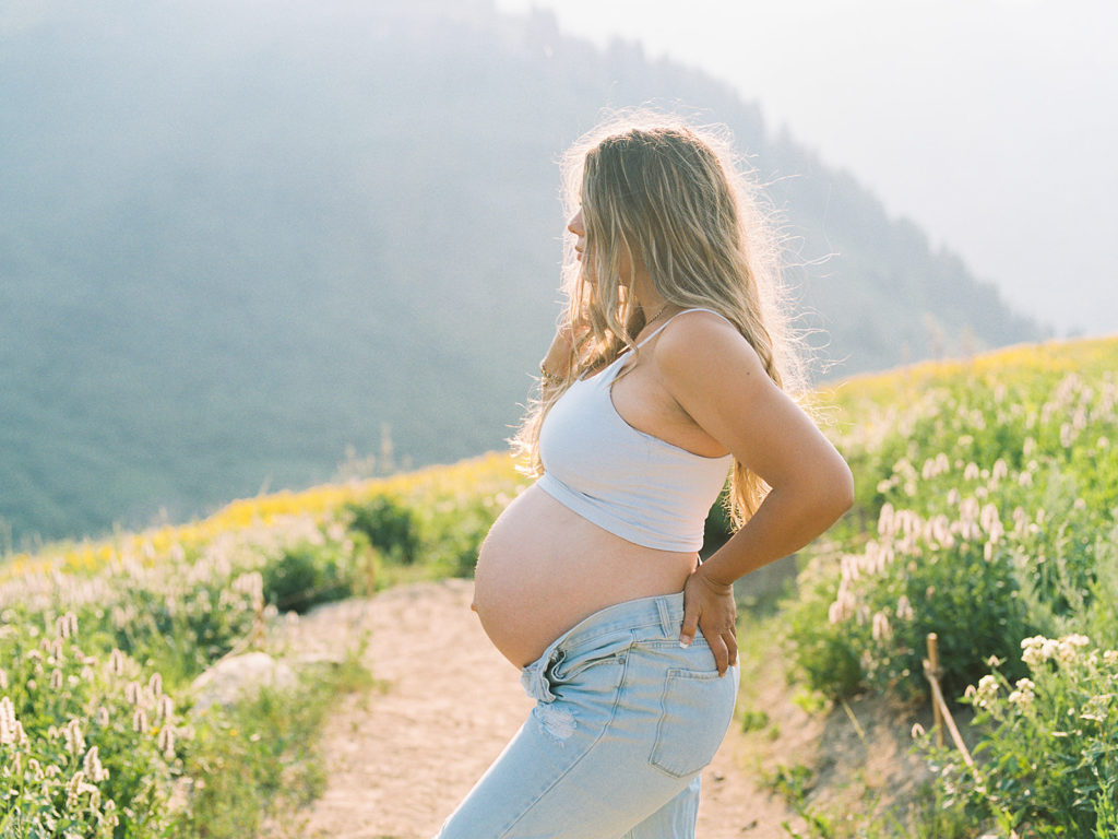 Albion Basin Maternity Photos by Utah Lifestyle Photographer Alora Lani