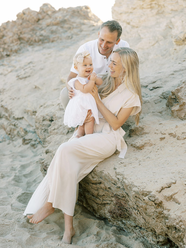 Family Photo Outfit Inspiration for families of all sizes and styles, by Southern California family photographer Alora Lani
