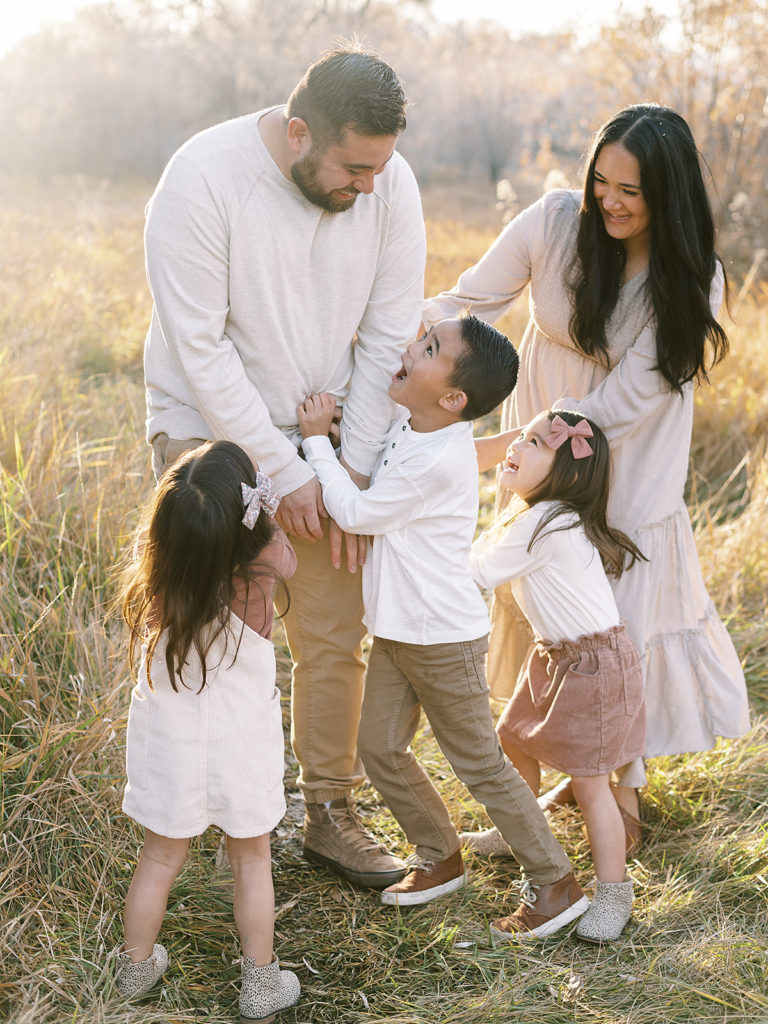 Family Photo Outfit Inspiration for families of all sizes and styles, by Park City Utah family photographer Alora Lani